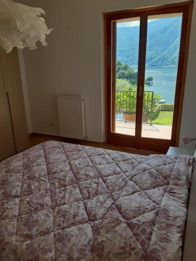 Big Apartment With Lake View And Two Bedrooms Sala Comacina Exterior photo