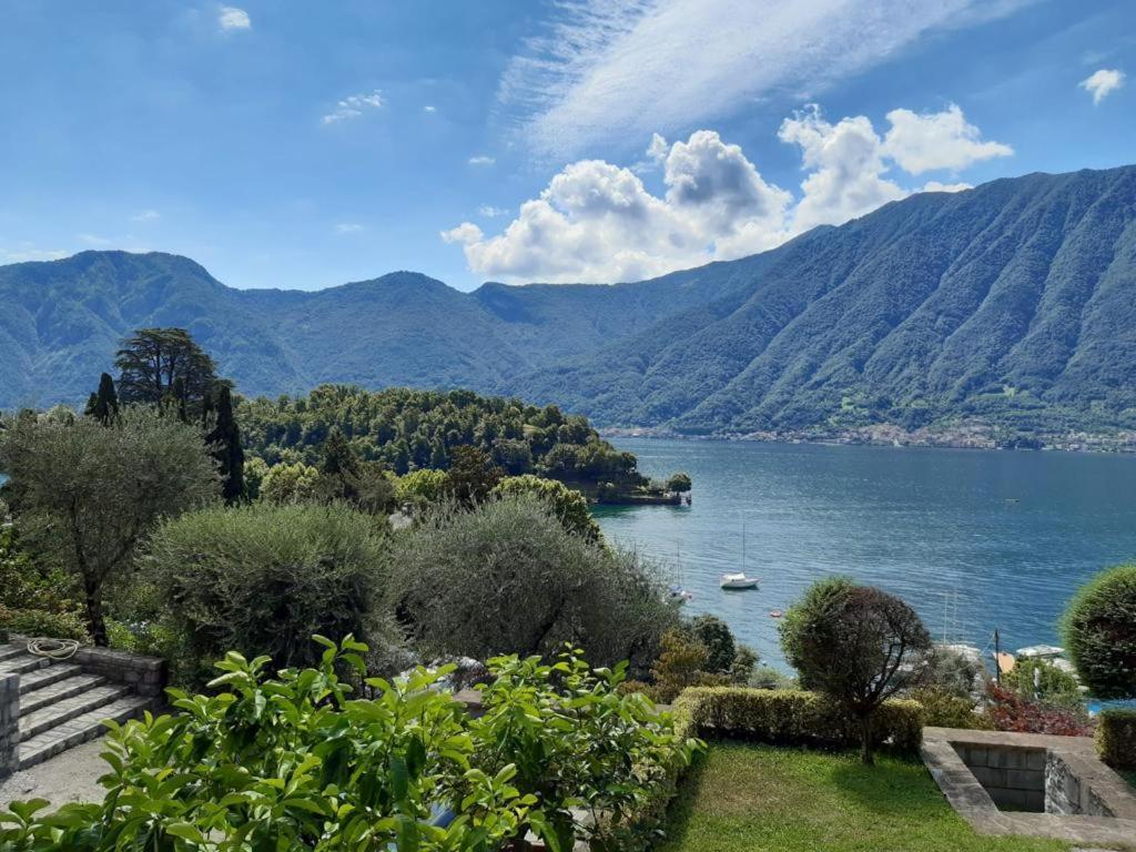 Big Apartment With Lake View And Two Bedrooms Sala Comacina Exterior photo